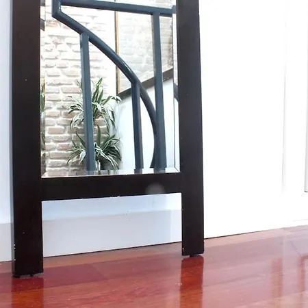 Апартаменты 2-bed Duplex High Speed Wifi *