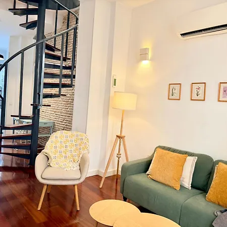 Διαμέρισμα 2-bed Duplex High Speed Wifi *
